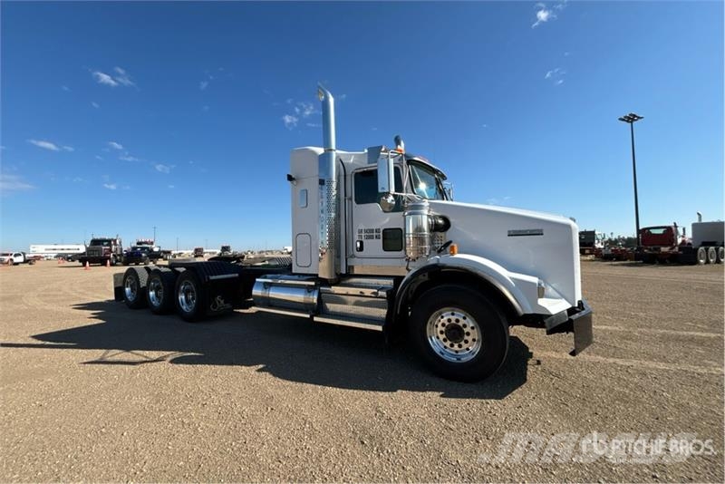  Kenworh T800 وحدات الجر