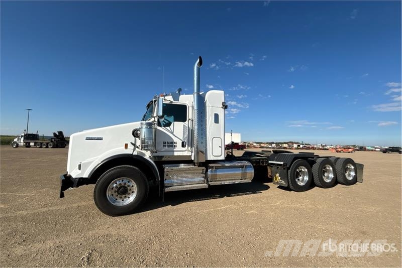  Kenworh T800 وحدات الجر