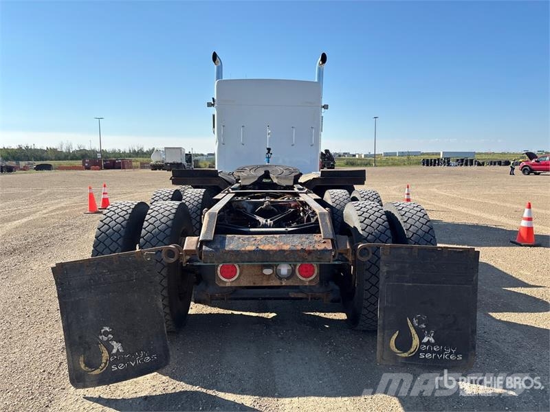  Kenworh T800 وحدات الجر