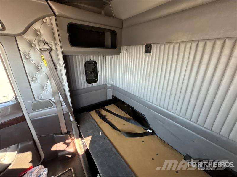  Kenworh T800 وحدات الجر