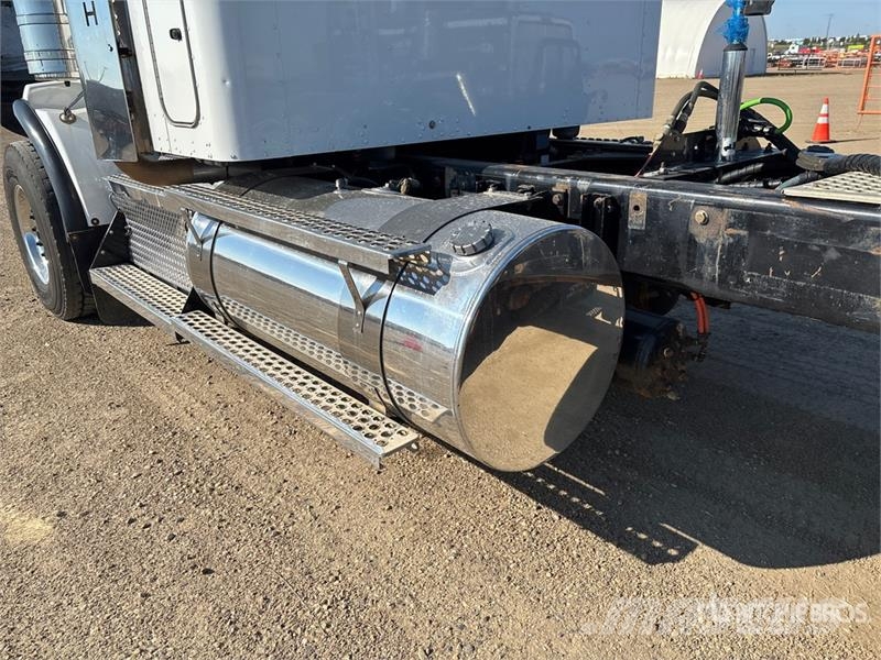  Kenworh T800 وحدات الجر