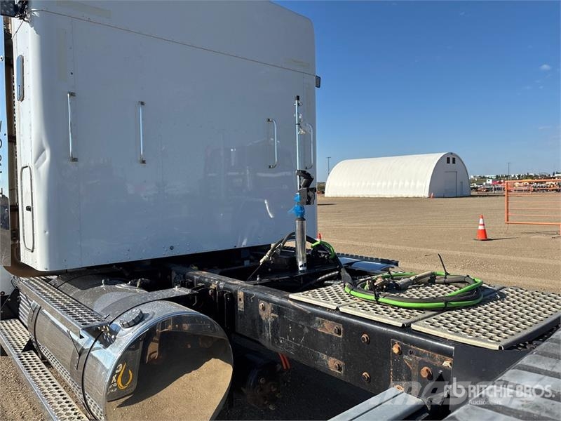  Kenworh T800 وحدات الجر