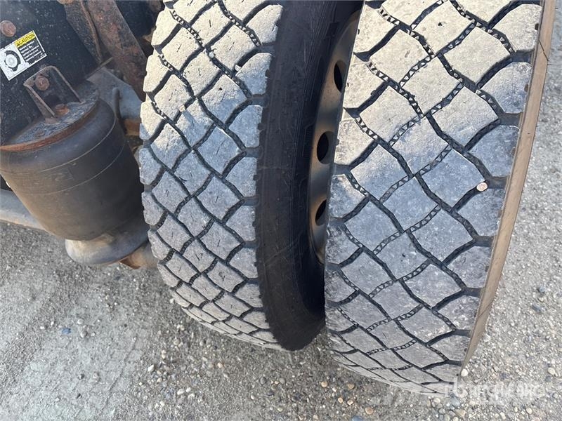  Kenworh T800 وحدات الجر