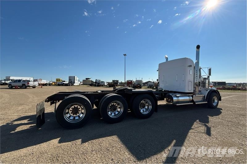  Kenworh T800 وحدات الجر