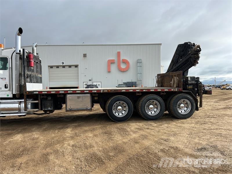 Kenworth 200 C-5 7000 kg Knuckle Boom on Kenworth T800 8x6 Crane trucks