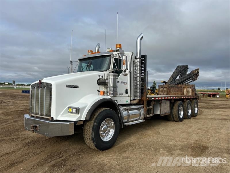Kenworth 200 C-5 7000 kg Knuckle Boom on Kenworth T800 8x6 Crane trucks
