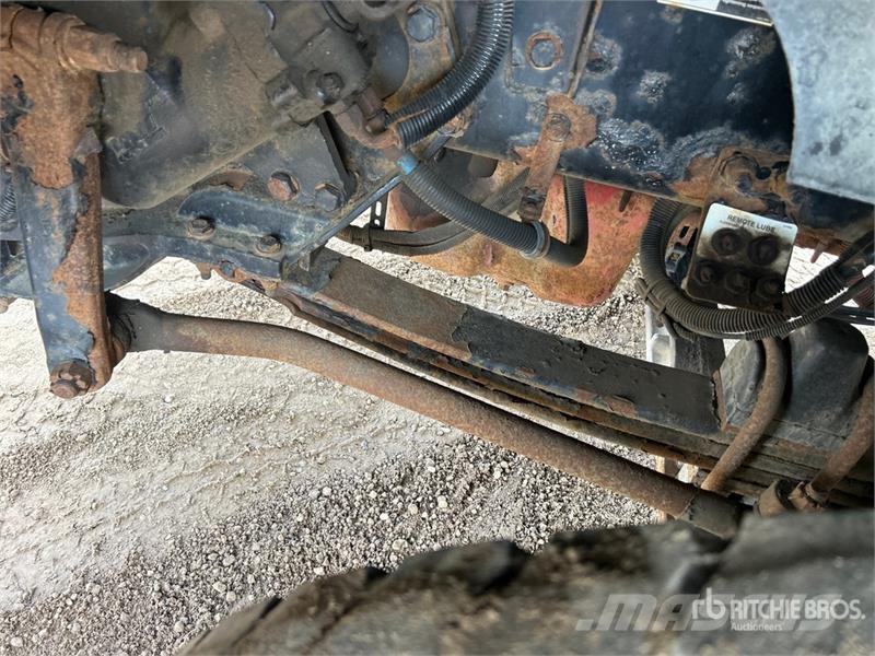 Kenworth 200 C-5 7000 kg Knuckle Boom on Kenworth T800 8x6 Crane trucks