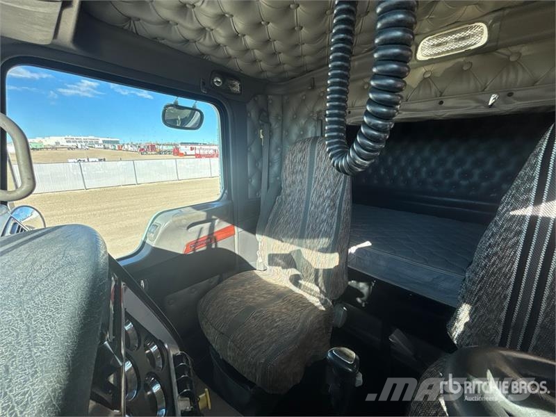 Kenworth 2892C Straight Boom on Kenworth T800 6x4 Sleeper B Camiones grúa