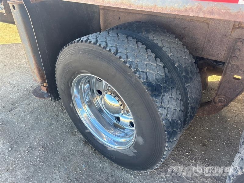 Kenworth 2892C Straight Boom on Kenworth T800 6x4 Sleeper B Camiones grúa