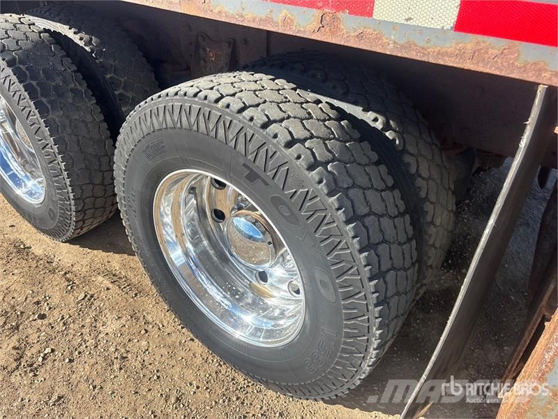 Kenworth 2892C Straight Boom on Kenworth T800 6x4 Sleeper B Camiones grúa