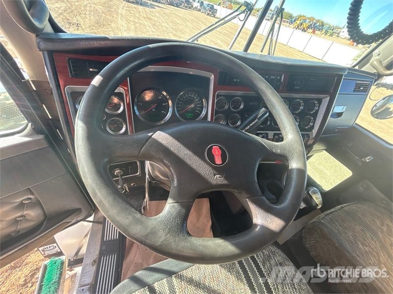 Kenworth 2892C Straight Boom on Kenworth T800 6x4 Sleeper B Camiones grúa