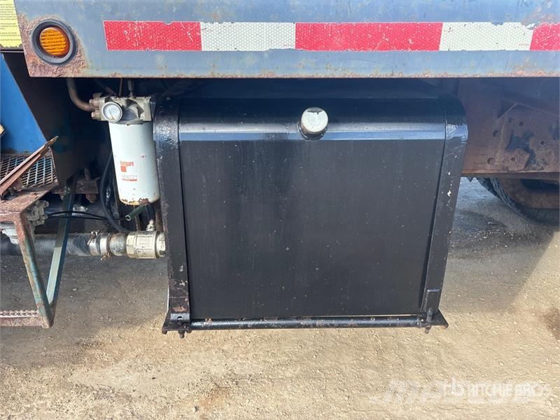 Kenworth 2892C Straight Boom on Kenworth T800 6x4 Sleeper B Camiones grúa
