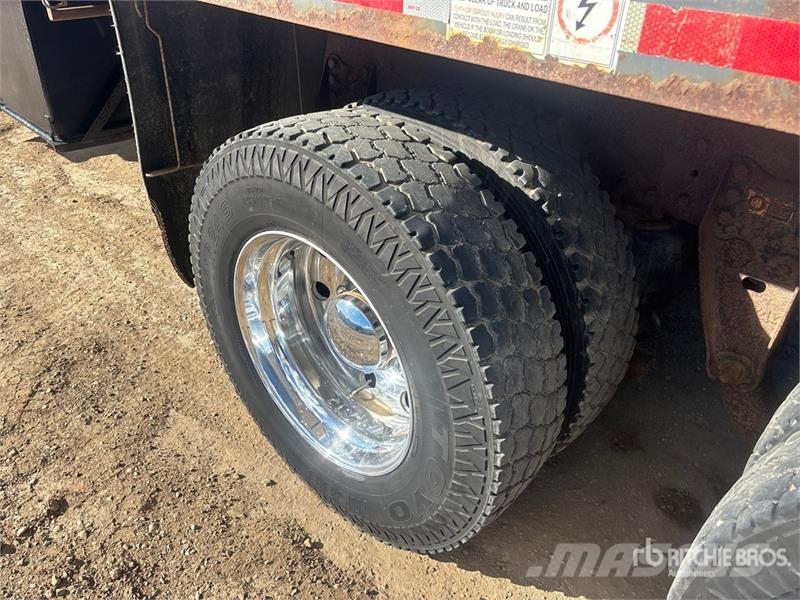 Kenworth 2892C Straight Boom on Kenworth T800 6x4 Sleeper B Camiones grúa
