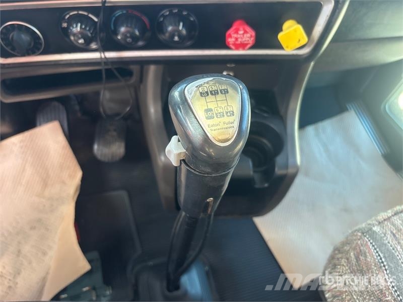 Kenworth 2892C Straight Boom on Kenworth T800 6x4 Sleeper B Camiones grúa