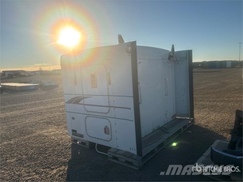 Kenworth 60 in Truck Sleeper - Fits Truck Andere Fahrzeuge