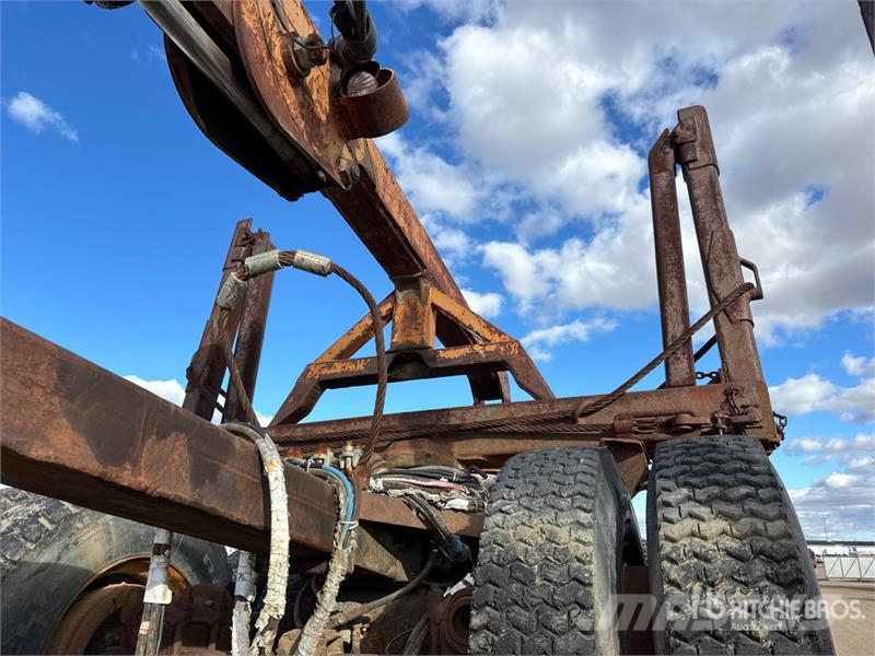 Kenworth 6x4 Self-Loading Log Truck Puuautot