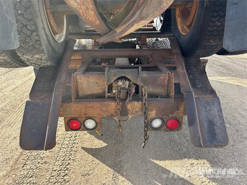 Kenworth 6x4 Self-Loading Log Truck Puuautot