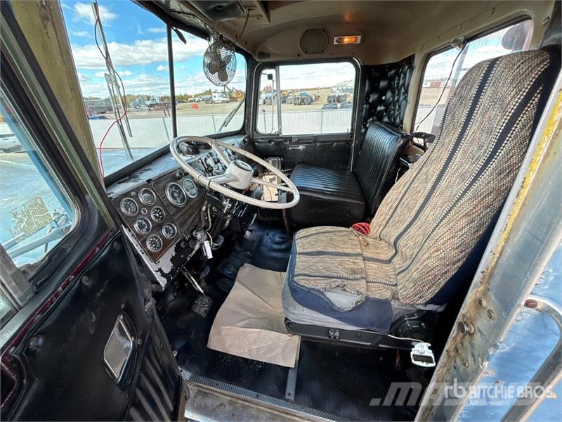 Kenworth 6x4 Self-Loading Log Truck Kamioni za drva Šticari