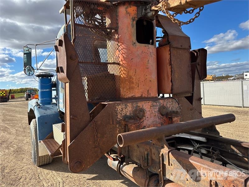 Kenworth 6x4 Self-Loading Log Truck Puuautot