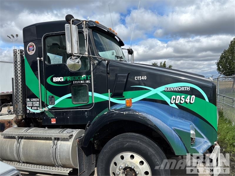 Kenworth 6x4 T/A Day Cab Truck Tractor Sattelzugmaschinen
