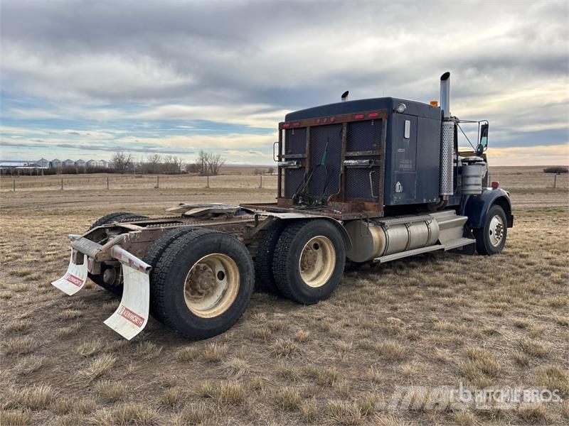 Kenworth 6x4 T/A Sleeper Truck Tractor Cabezas tractoras