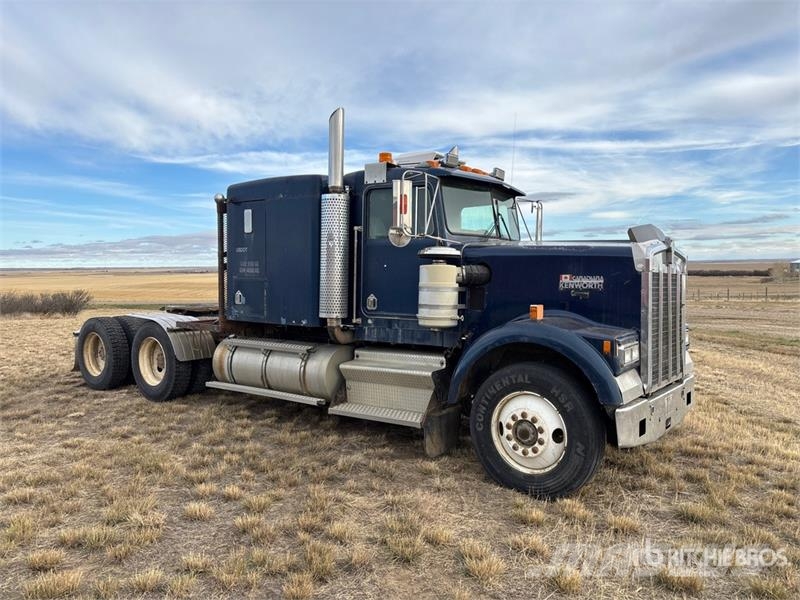 Kenworth 6x4 T/A Sleeper Truck Tractor Cabezas tractoras