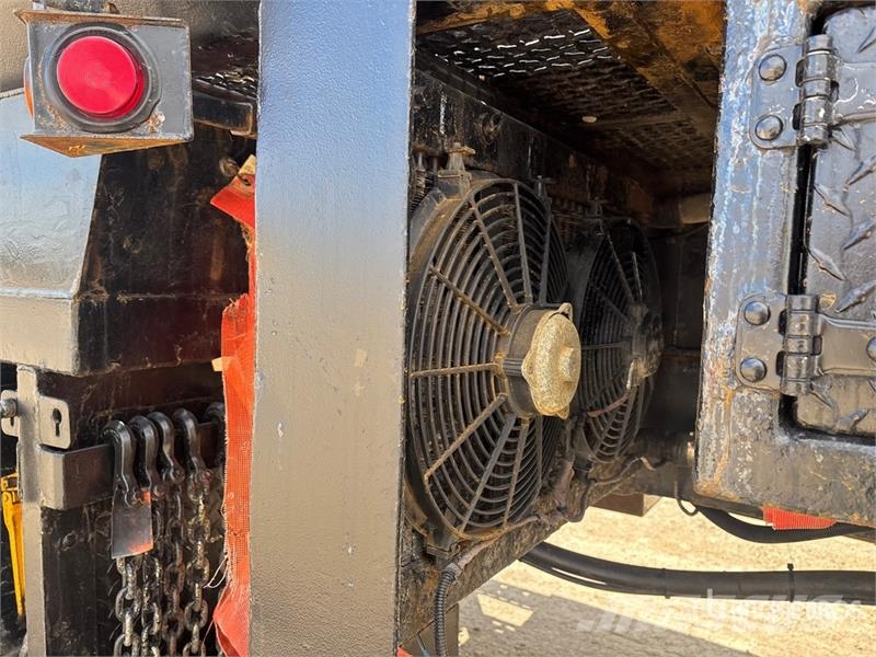 Kenworth C500 Plošinové nákladné automobily/nákladné automobily so sklápacími bočnicami