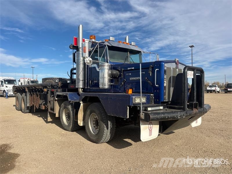 Kenworth C500 平板式/側卸式卡車