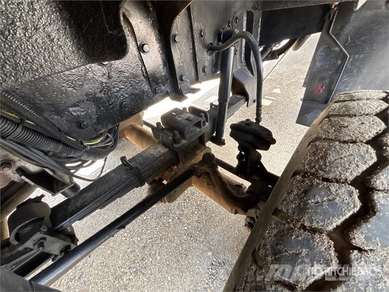 Kenworth C500 Plošinové nákladné automobily/nákladné automobily so sklápacími bočnicami