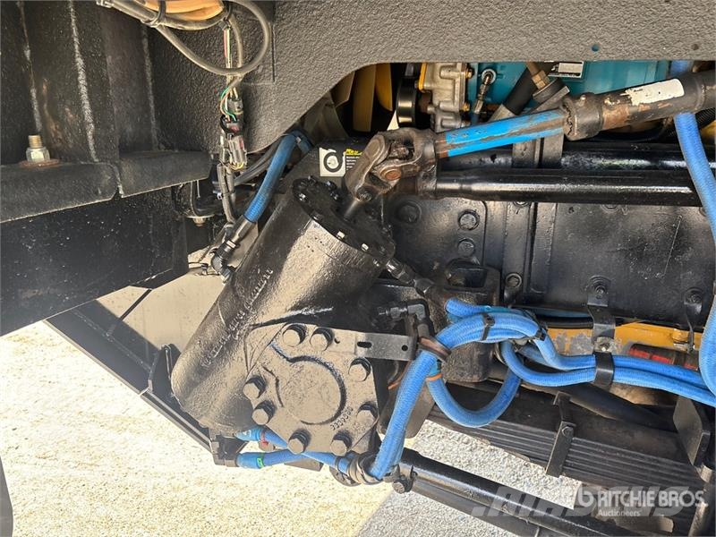 Kenworth C500 Plošinové nákladné automobily/nákladné automobily so sklápacími bočnicami