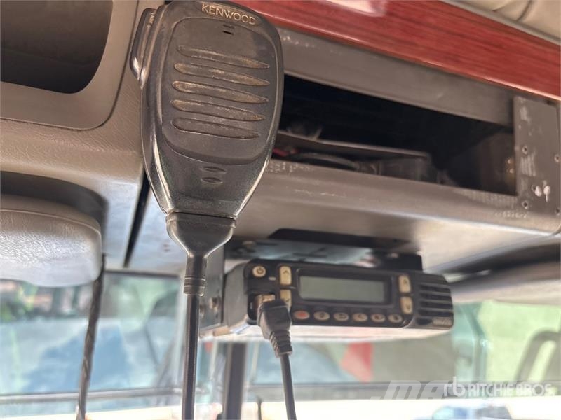 Kenworth C500 Plošinové nákladné automobily/nákladné automobily so sklápacími bočnicami