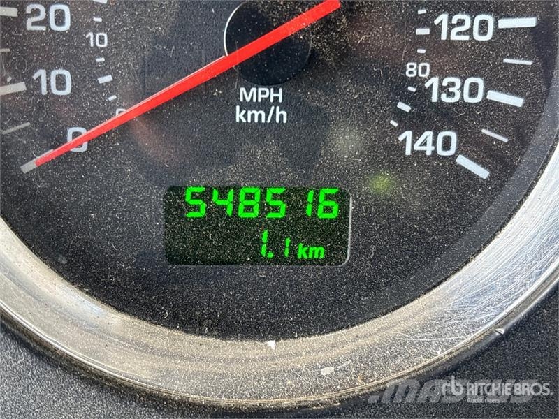 Kenworth C500 Plošinové nákladné automobily/nákladné automobily so sklápacími bočnicami