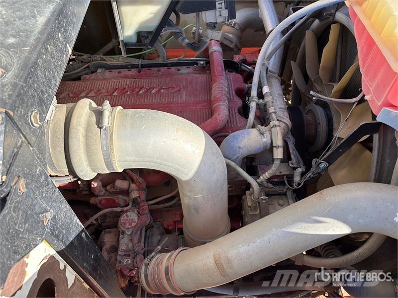 Kenworth C500 平板栏板货车