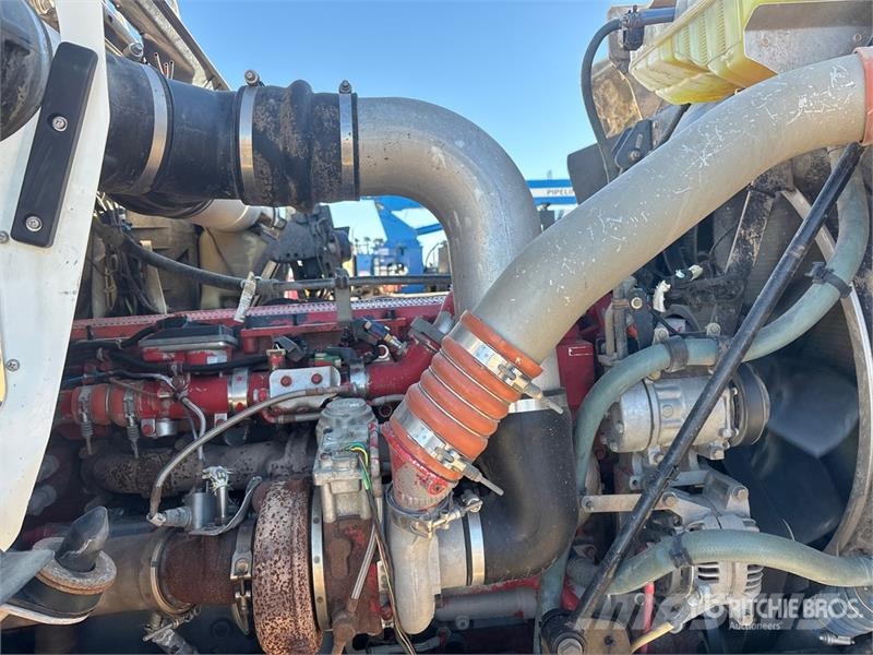 Kenworth C500 6x4 Fuel and Lube Truck Tankwagen