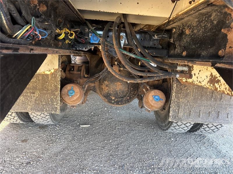Kenworth C500 6x4 Fuel and Lube Truck Tankwagen