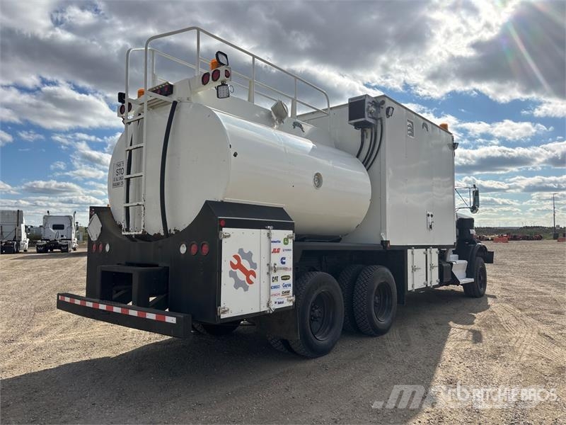 Kenworth C500 6x4 Fuel and Lube Truck Autocisterna