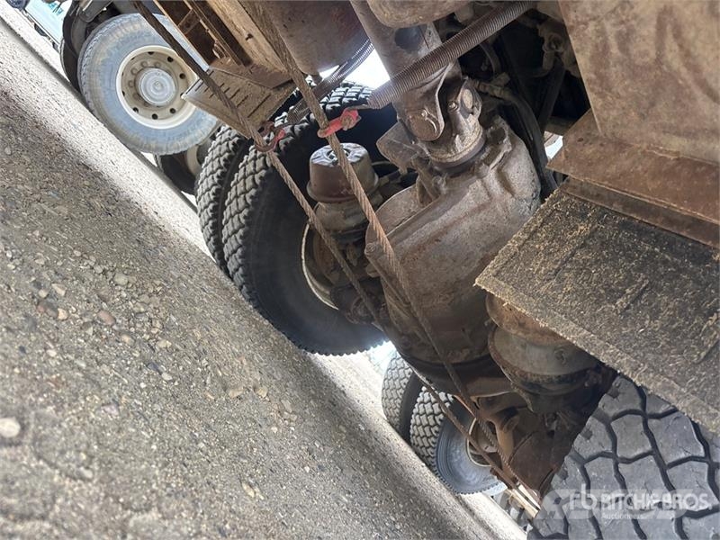 Kenworth C500 6x4 Fuel and Lube Truck Autocisterna