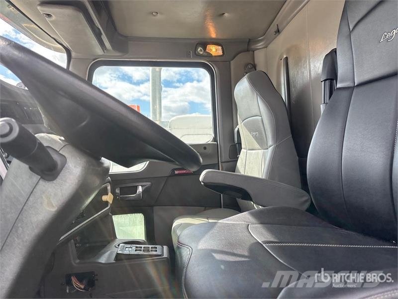 Kenworth C500 6x4 Lube Truck Autocisterna