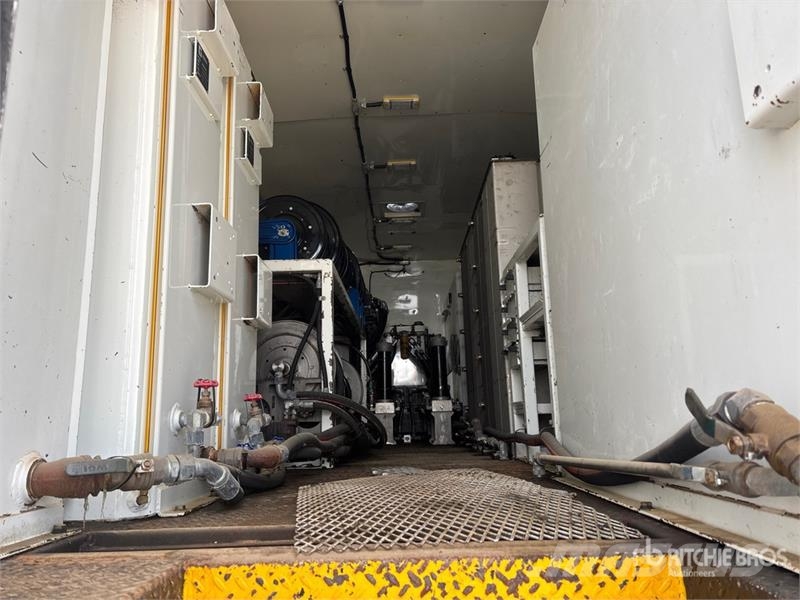 Kenworth C500 6x4 Lube Truck Autocisterna