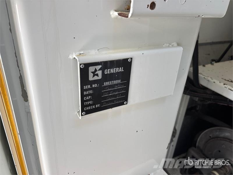 Kenworth C500 6x4 Lube Truck Autocisterna