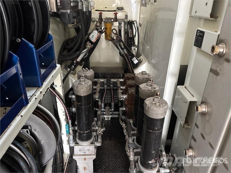 Kenworth C500 6x4 Lube Truck Autocisterna