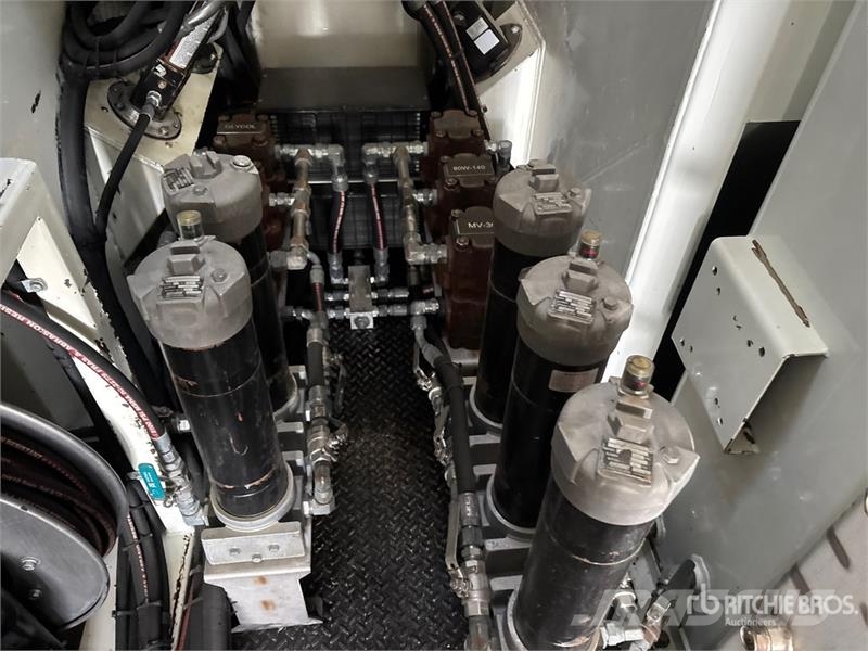 Kenworth C500 6x4 Lube Truck Autocisterna