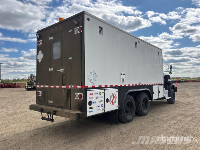 Kenworth C500 6x4 Lube Truck Autocisterna