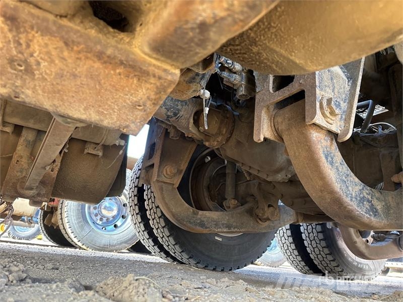 Kenworth C500 6x4 Sleeper Winch Truck Vehículos de reciclaje
