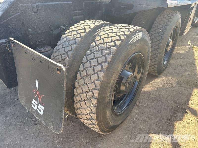 Kenworth C500 6x4 Sleeper Winch Truck Recovery vehicles