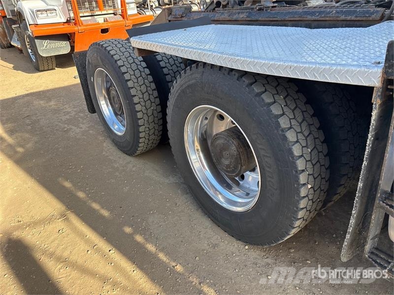 Kenworth C500 6x4 Sleeper Winch Truck Vehículos de reciclaje
