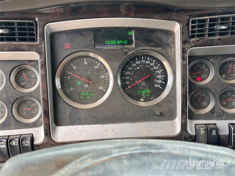 Kenworth C500 6x4 Sleeper Winch Truck Pagalbos kelyje automobiliai