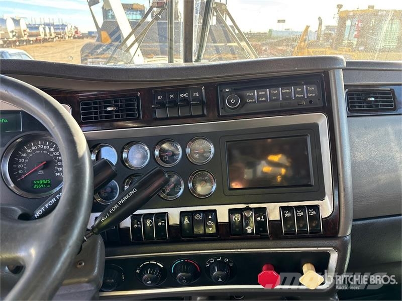 Kenworth C500 6x4 Sleeper Winch Truck Vlečna vozila za tovornjake