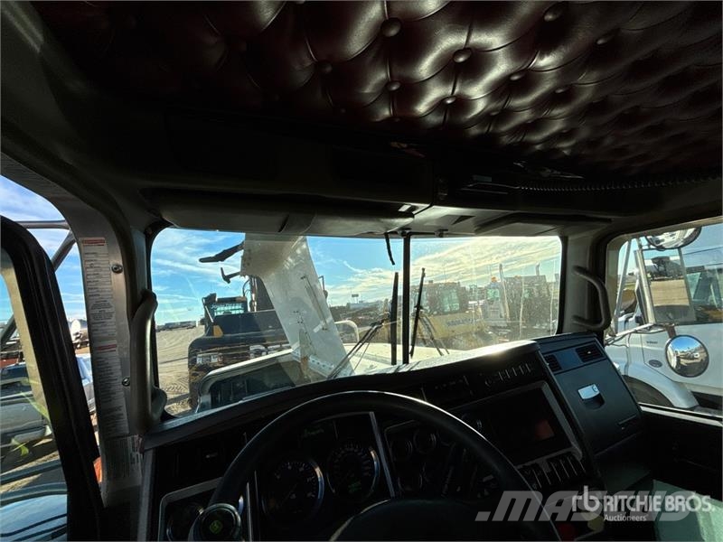 Kenworth C500 6x4 Sleeper Winch Truck Vlečna vozila za tovornjake
