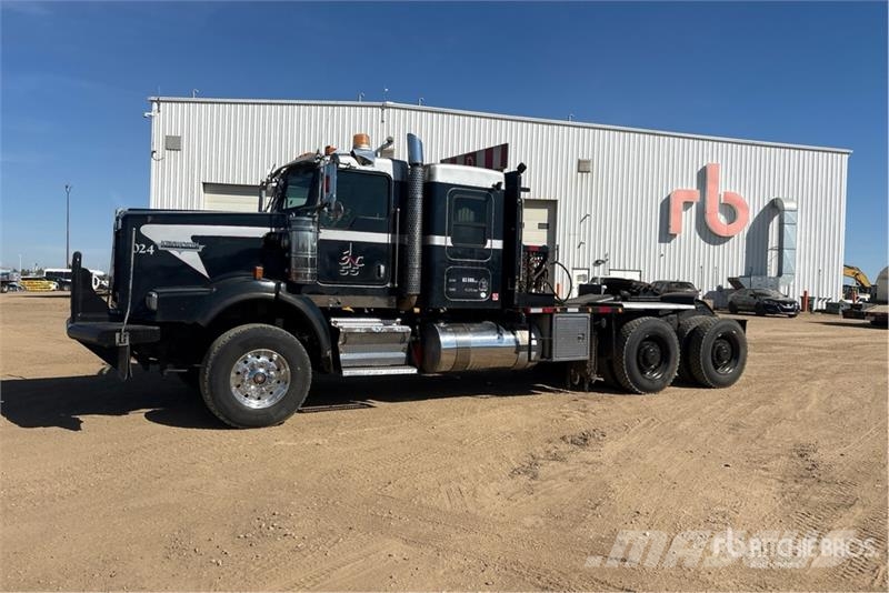 Kenworth C500 6x4 Sleeper Winch Truck Recovery vehicles